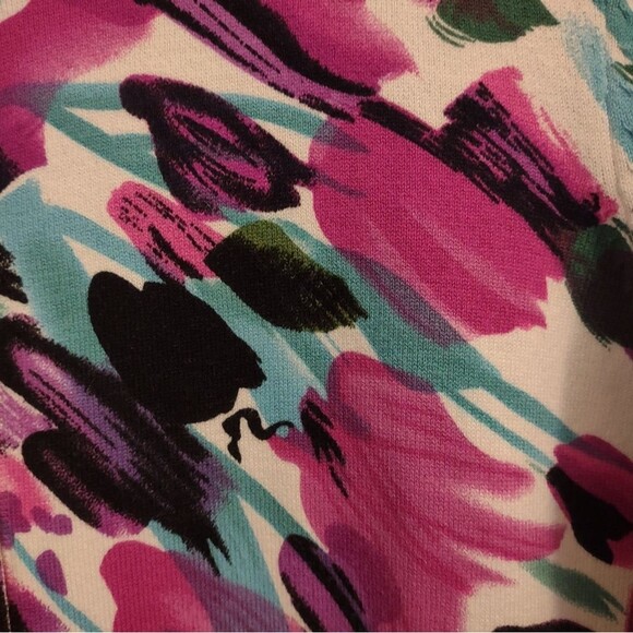 Peter Nygard Floral Print Pearl Button Cardigan - Picture 7 of 13